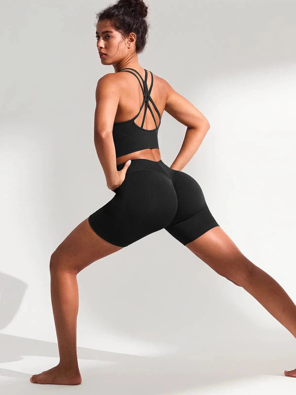 Seamless Scrunch Butt Workout Shorts - Keep - Us